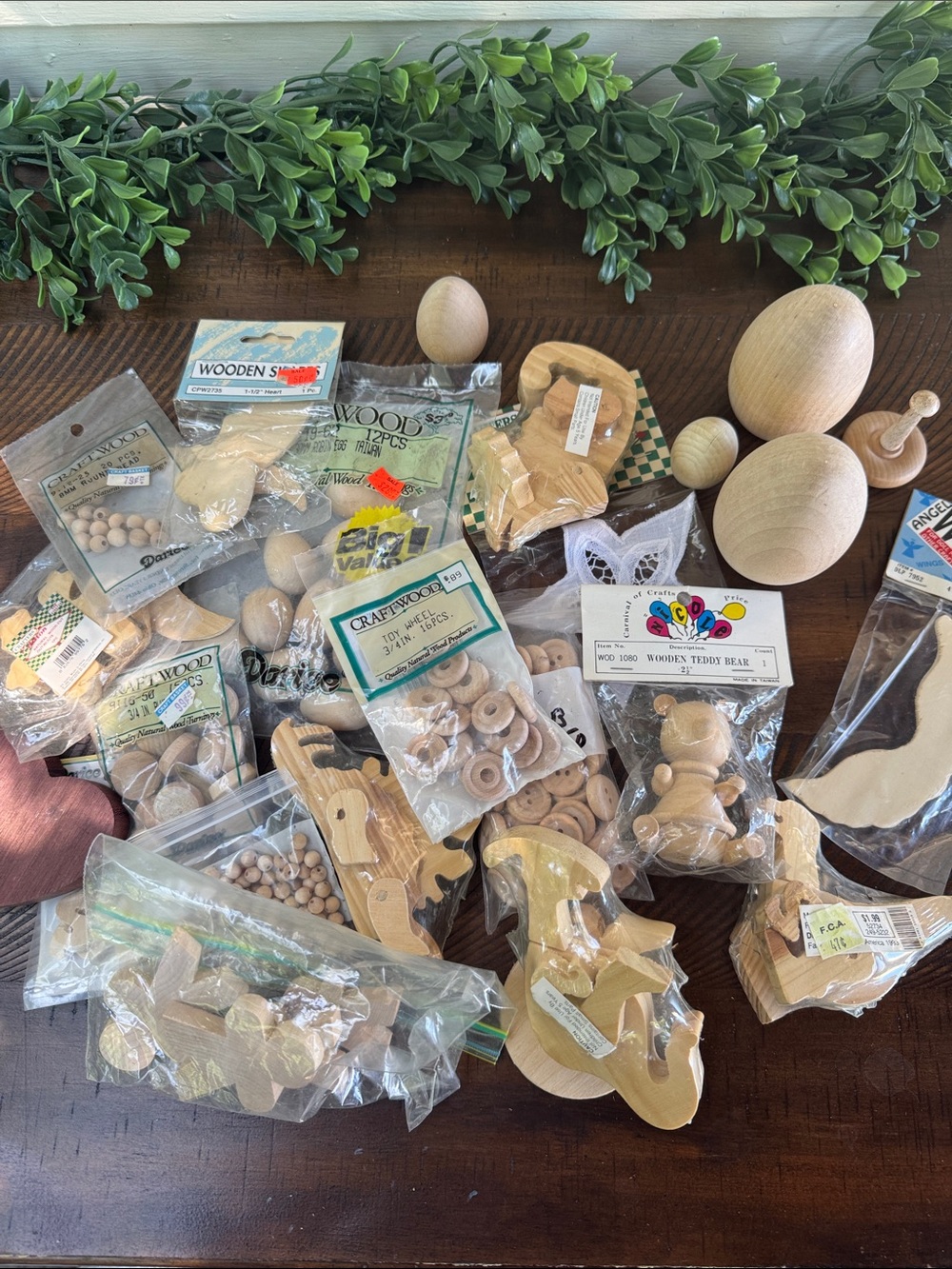 Bundle of 25 Natural Wood Holiday Craft Assortment - Beige/Tan